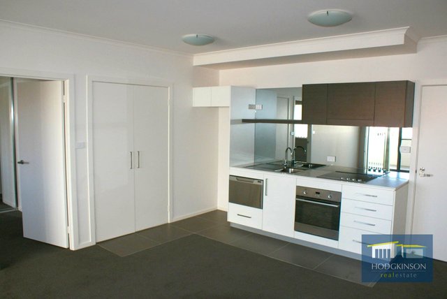 10/56 Cowlishaw Street, ACT 2900