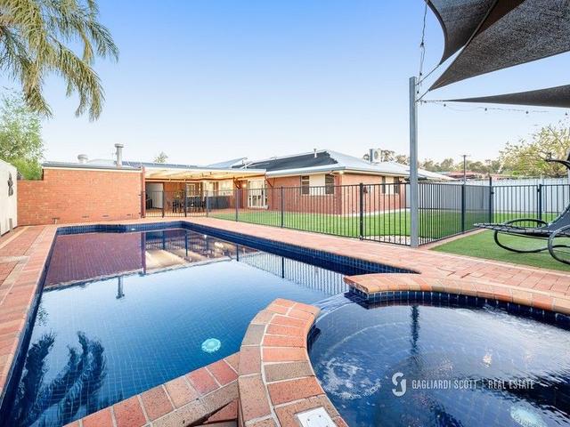 16 Gordon Drive, VIC 3631