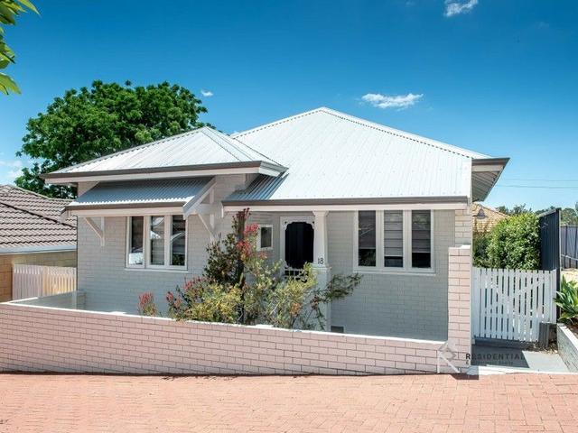 18 The Strand, WA 6053