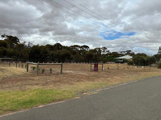 36 Alexander Avenue, VIC 3531