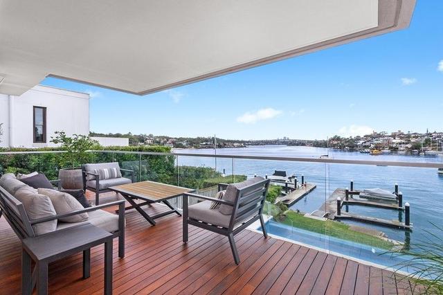 2/4 Walton Crescent, NSW 2046
