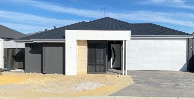 12 Kiewa Way, WA 6055