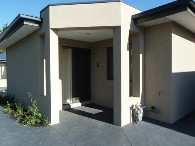 2/12 Olive Road, VIC 3177