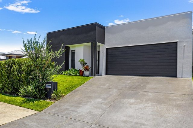 15 Pipeline Ave, QLD 4573