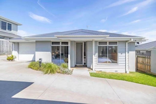 4/41 Hove Rd, VIC 3939