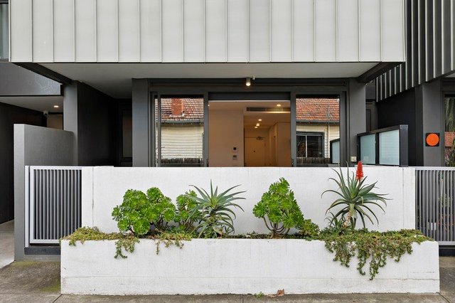 14/92-96 Albert Street, VIC 3057