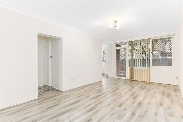 9/8 Orpington Street, NSW 2131