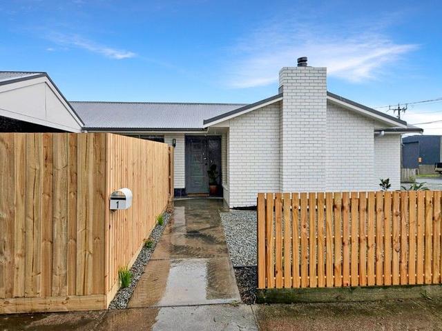 1 Walker Street, VIC 3216