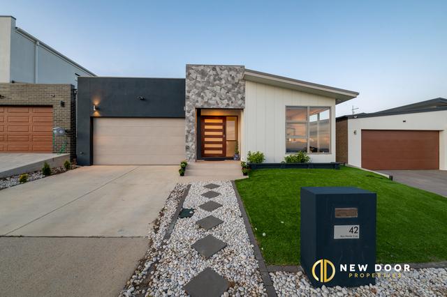 42 Ken Herde Crescent, ACT 2913