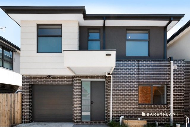 2/28 Salisbury Street, VIC 3046