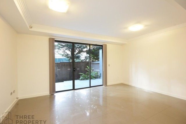 6/418 Lyons  Road, NSW 2046
