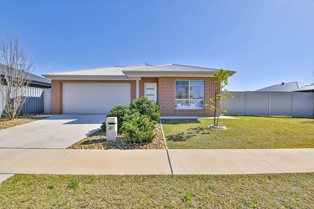 27 Kedmenec Drive, VIC 3500