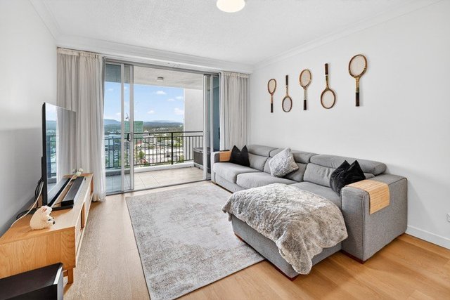1169/56 Scarborough Street, QLD 4215