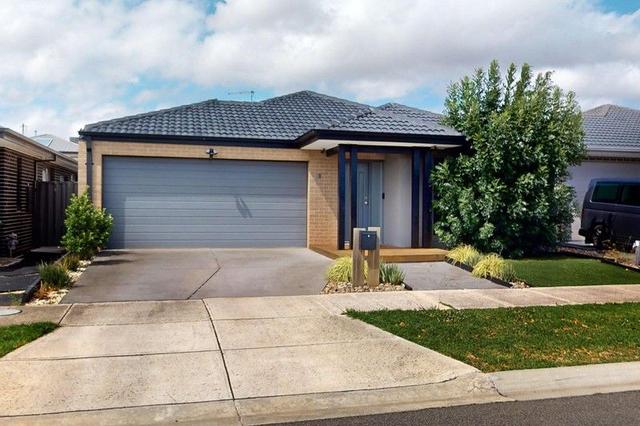 68 Bunting Crescent, VIC 3064