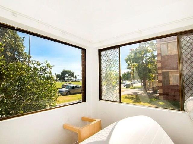 8/126 Terrace Road, WA 6004