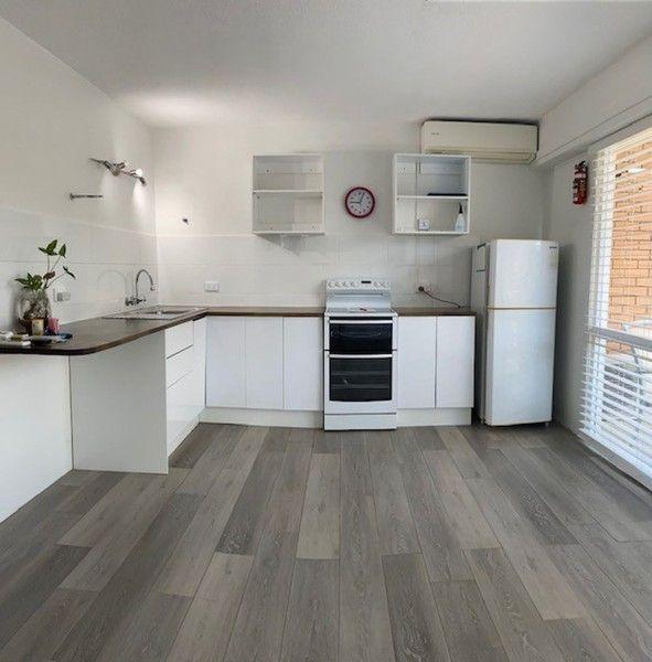 3/45 Watson Esplanade, QLD 4217