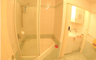 Bathroom (2002-08-21)