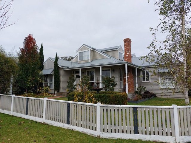 17 Lancaster Way, VIC 3807