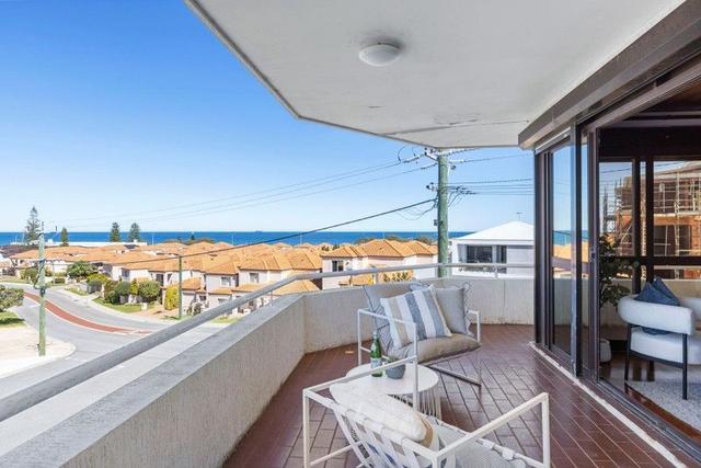 10 Hocking Parade, WA 6020