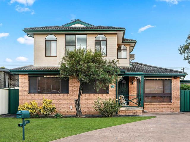 18 Barnfield Place, NSW 2761