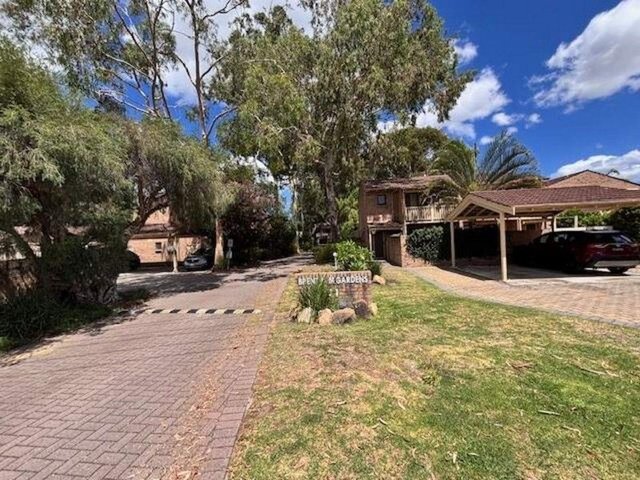 33/11 Brentham Street, WA 6007