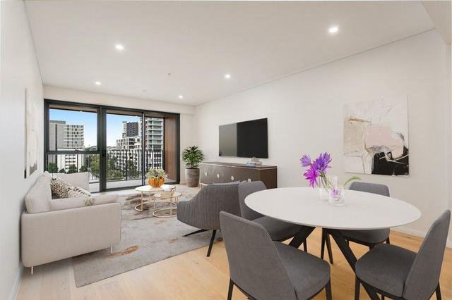 596/12 Peter Street, NSW 2017