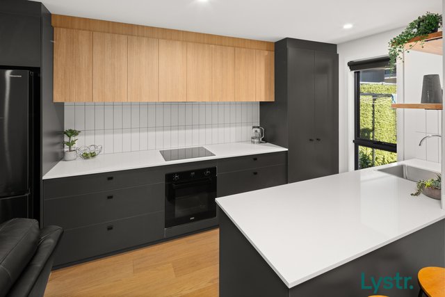 8 Aubrey Lane, ACT 2615