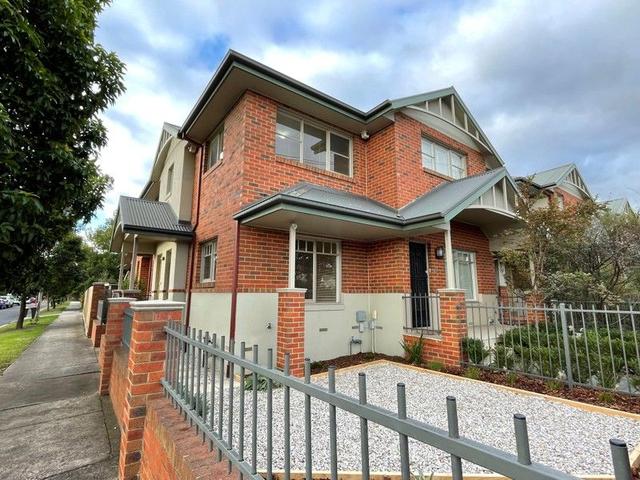 1/348 Buckley Street, VIC 3040