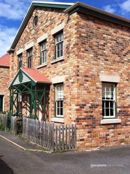 2/247 Charles Street, TAS 7250