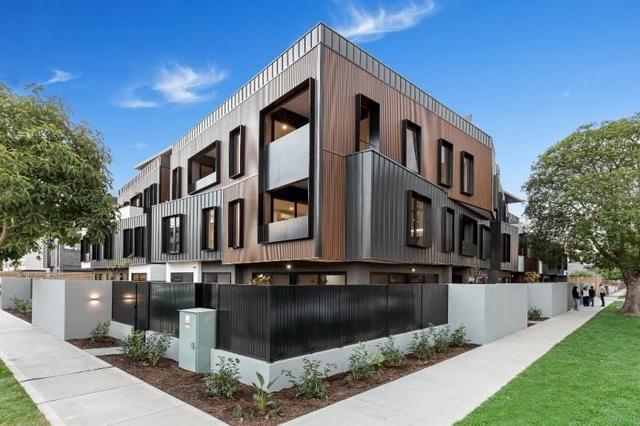 205/17 Elliott Avenue, VIC 3163
