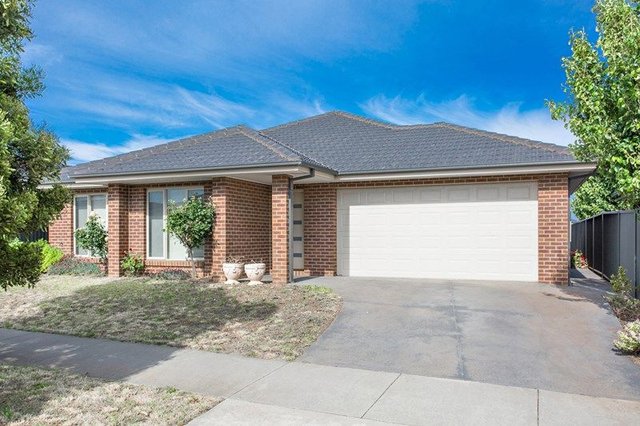 10 Wilmott Street, VIC 3350