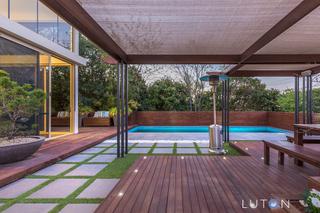 Alfresco to Pool (2019-11-12)