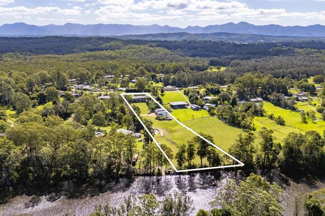14 Riverside Drive, NSW 2455