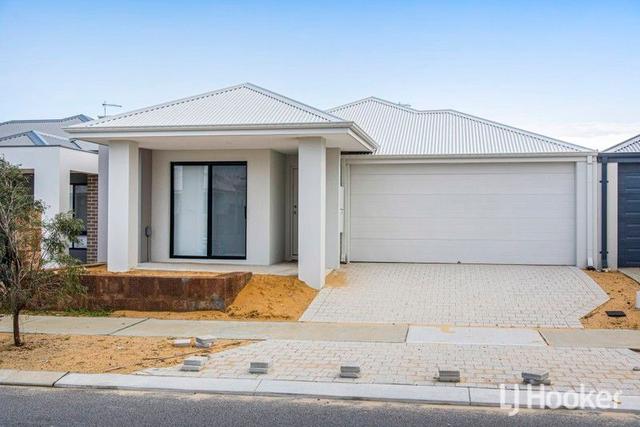 20 Karapiro  Street, WA 6111