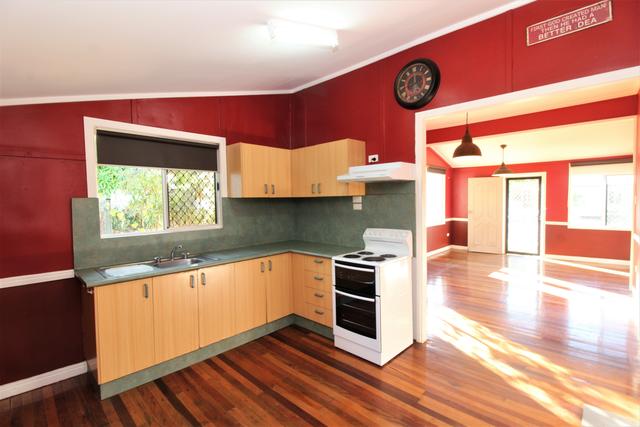 11 Fern St, QLD 4825