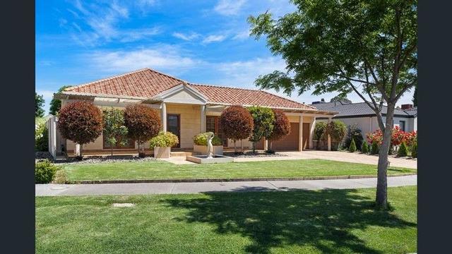 12 Yale Court, VIC 3677