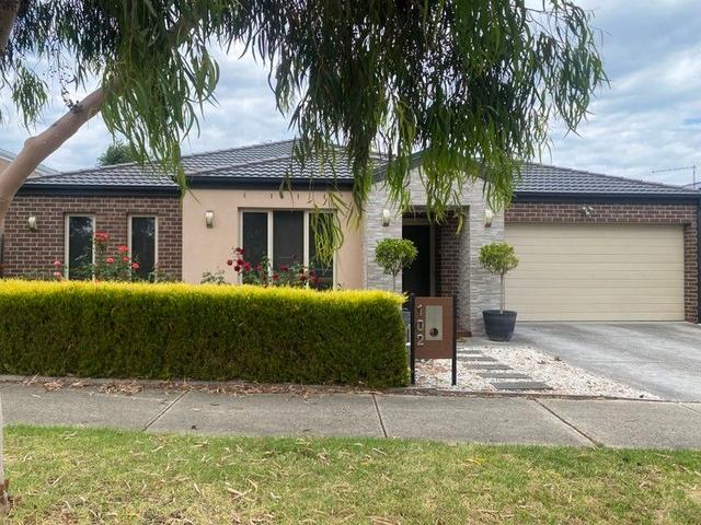 102 Sunstone Boulevard, VIC 3754