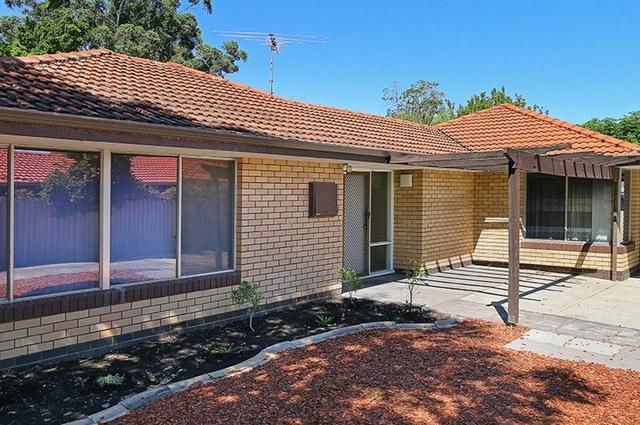 12 Camborne Way, WA 6108