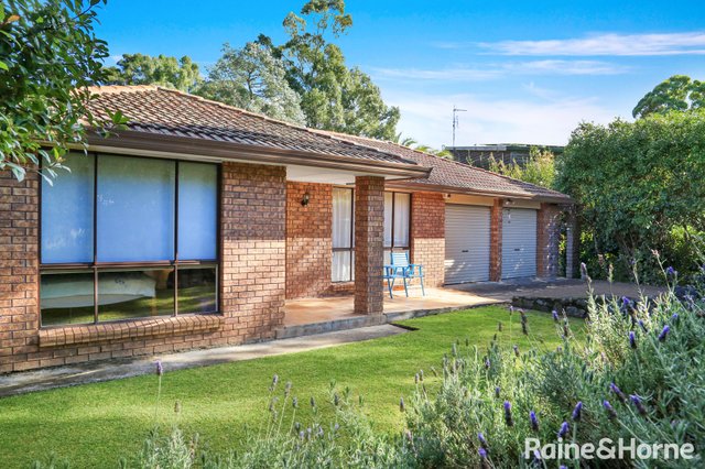 10 Campbell Crescent, NSW 2577