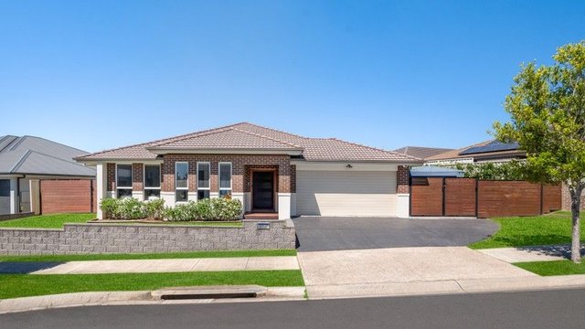 63 Ambrose Street, NSW 2570