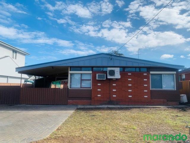 27 Corona Road, NSW 2165