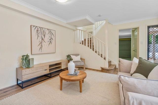 1/57 Coonan Street, QLD 4068