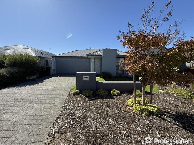 99 Macadamia Loop, WA 6112
