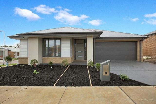 8 Carriage Drive, VIC 3820