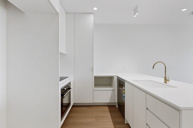 709/3 McConaghy Street, QLD 4053