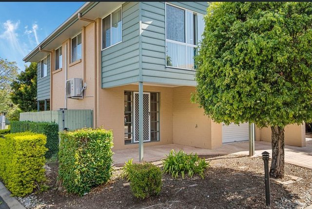 38/316 Long Street East, QLD 4075