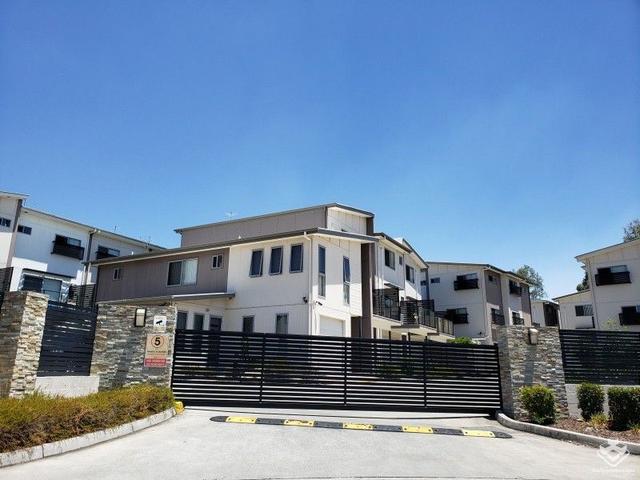 3B6/5-13 Brookvale Drive, QLD 4119