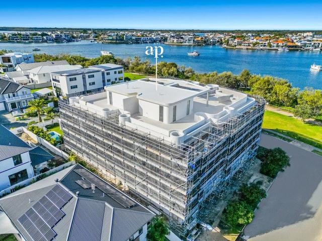 8-10 Oceania Way, QLD 4216