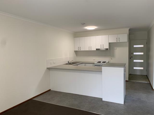2/19 Bundaroo Street, NSW 2576