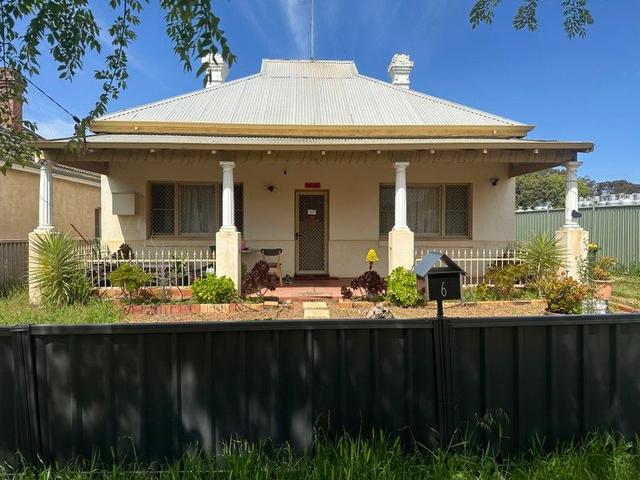 6 Claude  Street, WA 6317